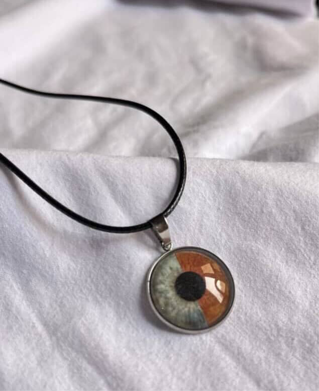 Collier Œil Personnalisé – Couple